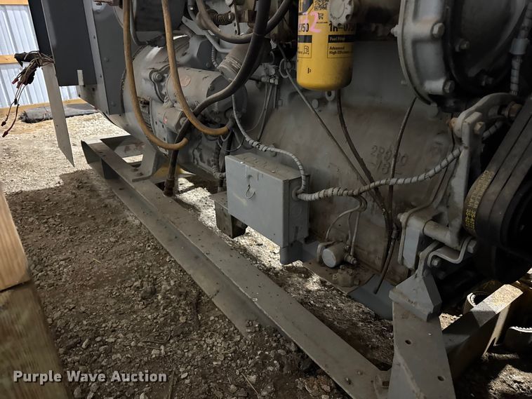 image for item EF2352 Caterpillar 3306 generator