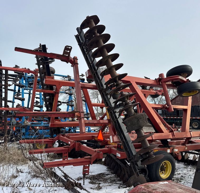 image for item EF2353 Sunflower 433-32 tandem disk