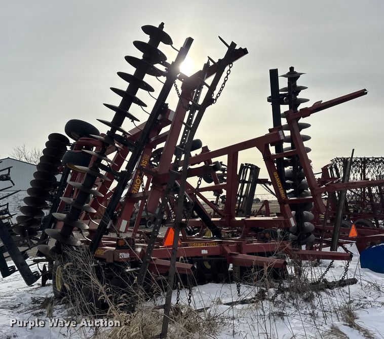 image for item EF2353 Sunflower 433-32 tandem disk