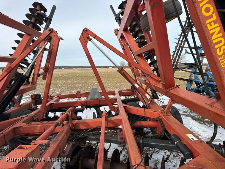 image for item EF2353 Sunflower 433-32 tandem disk