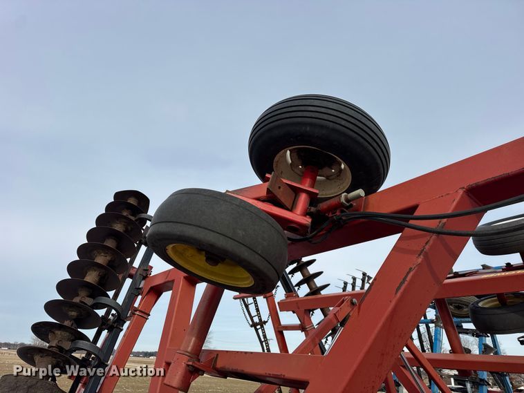 image for item EF2353 Sunflower 433-32 tandem disk