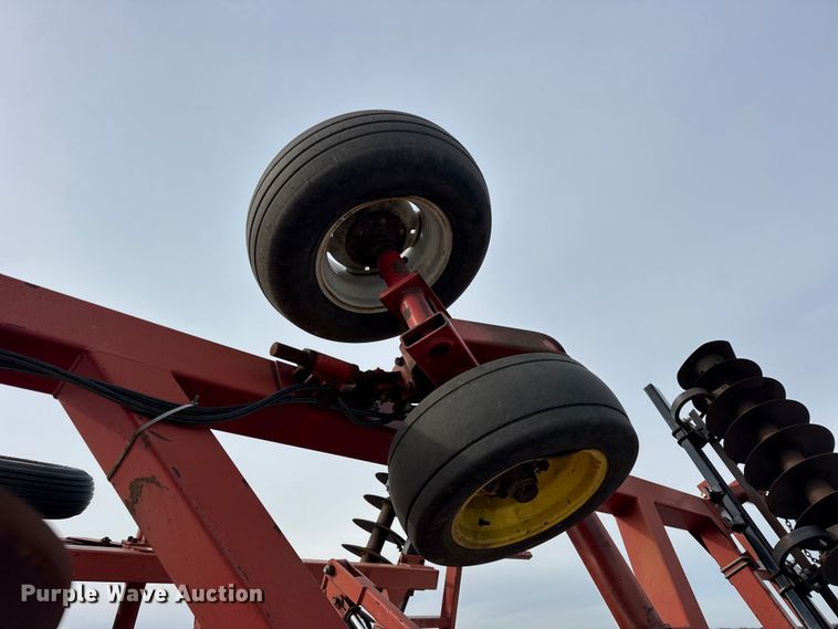 image for item EF2353 Sunflower 433-32 tandem disk