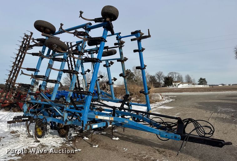 image for item EF2354 DMI Tiger Mate field cultivator