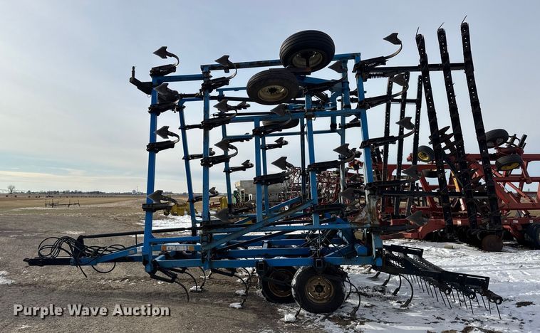 image for item EF2354 DMI Tiger Mate field cultivator