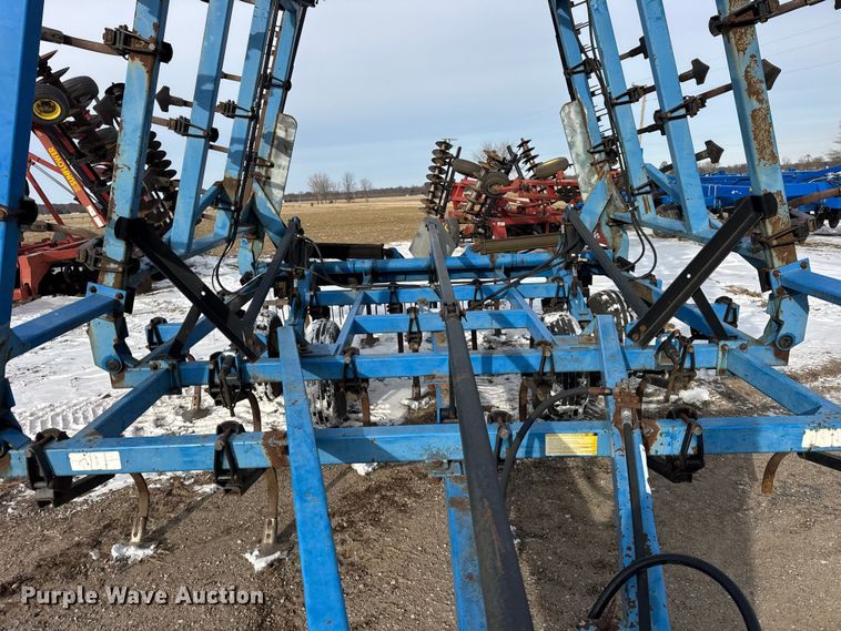 image for item EF2354 DMI Tiger Mate field cultivator