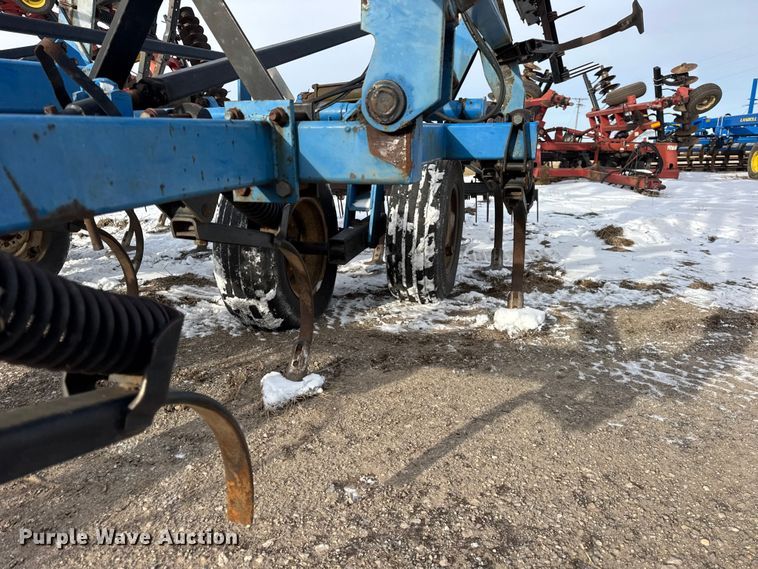 image for item EF2354 DMI Tiger Mate field cultivator