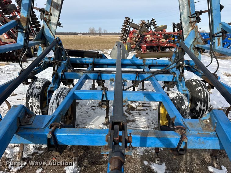 image for item EF2354 DMI Tiger Mate field cultivator