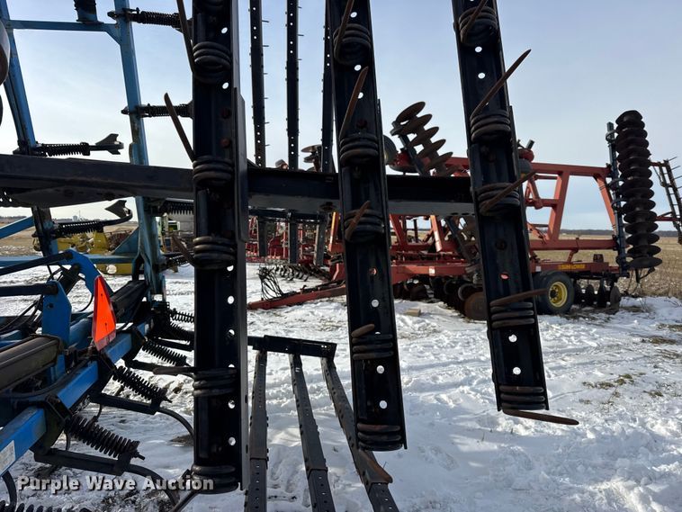 image for item EF2354 DMI Tiger Mate field cultivator