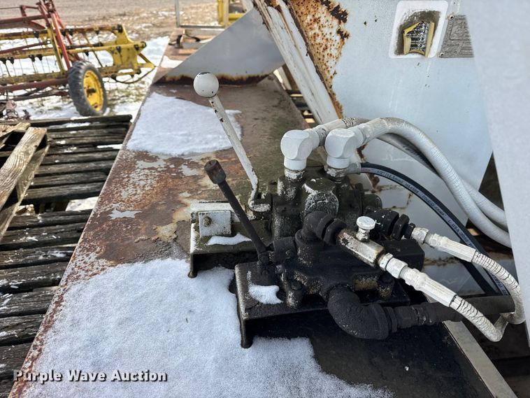 image for item EF2355 Western SMC3210S SP seed tender