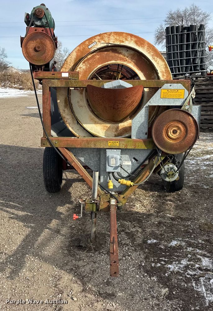 image for item EF2356 DMC 44 Hi Cap grain cleaner