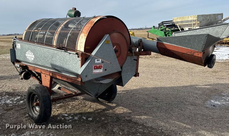 image for item EF2356 DMC 44 Hi Cap grain cleaner