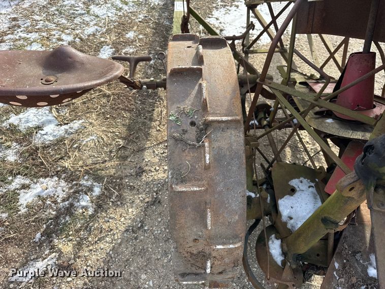 image for item EF2357 International harvester corn binder