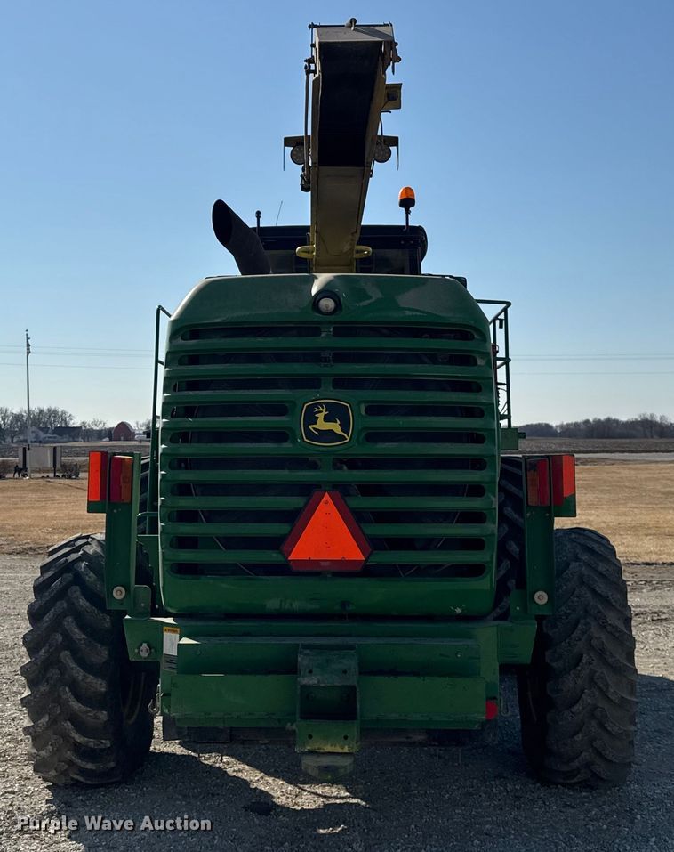 image for item EF2418 2012 John Deere 7550 forage harvester