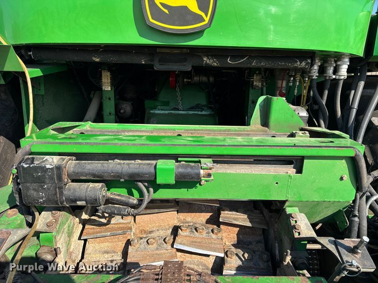 image for item EF2418 2012 John Deere 7550 forage harvester
