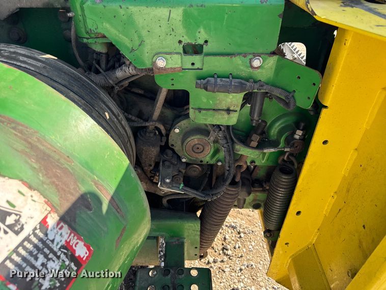 image for item EF2418 2012 John Deere 7550 forage harvester