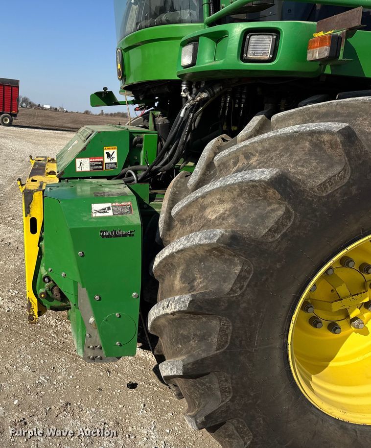 image for item EF2418 2012 John Deere 7550 forage harvester