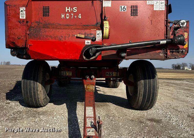 image for item EF2421 H&S HD7+4 silage wagon