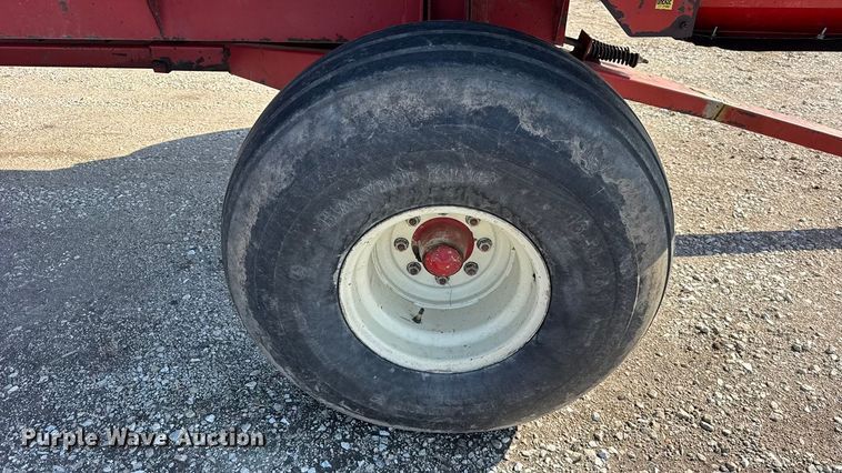 image for item EF2421 H&S HD7+4 silage wagon