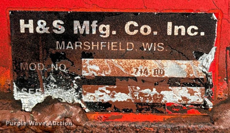 image for item EF2421 H&S HD7+4 silage wagon