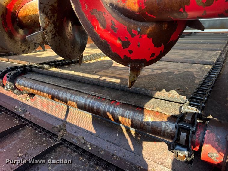 image for item EF2422 Meyer 4618 silage wagon