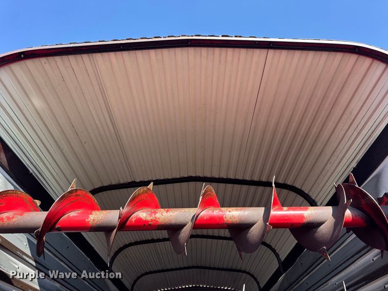 image for item EF2422 Meyer 4618 silage wagon