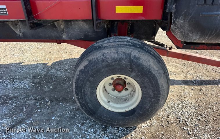 image for item EF2422 Meyer 4618 silage wagon