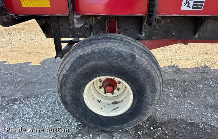 image for item EF2422 Meyer 4618 silage wagon