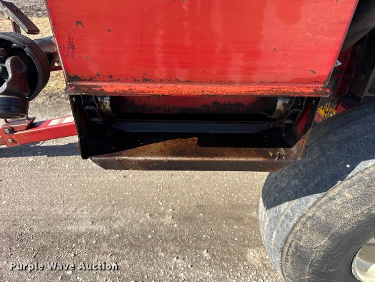 image for item EF2423 Meyer 4620 silage wagon