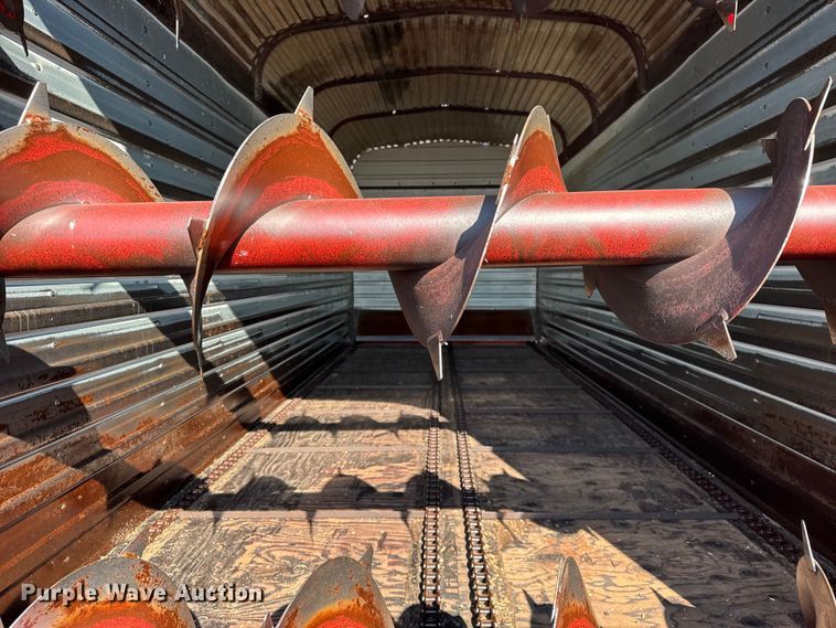 image for item EF2423 Meyer 4620 silage wagon