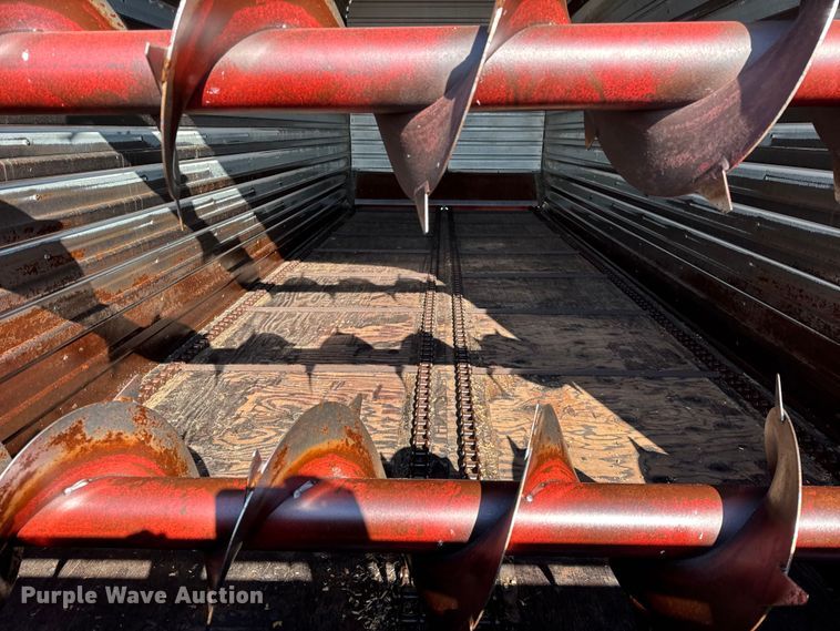 image for item EF2423 Meyer 4620 silage wagon