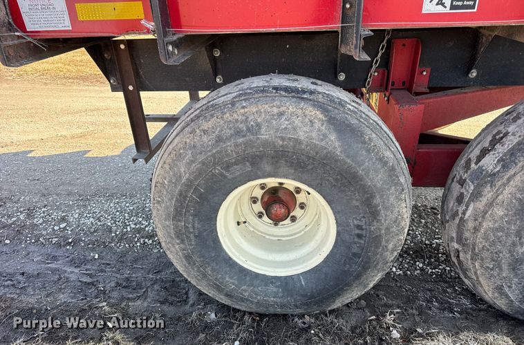image for item EF2423 Meyer 4620 silage wagon