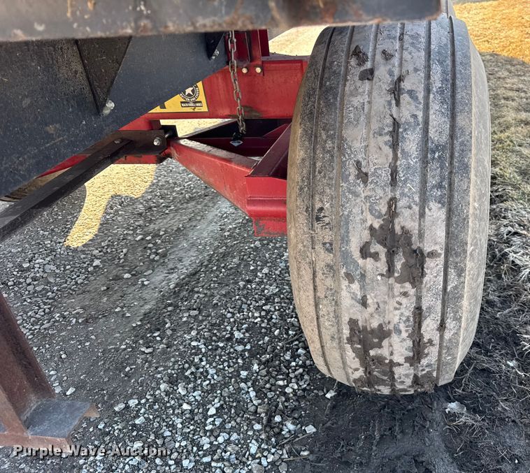 image for item EF2423 Meyer 4620 silage wagon
