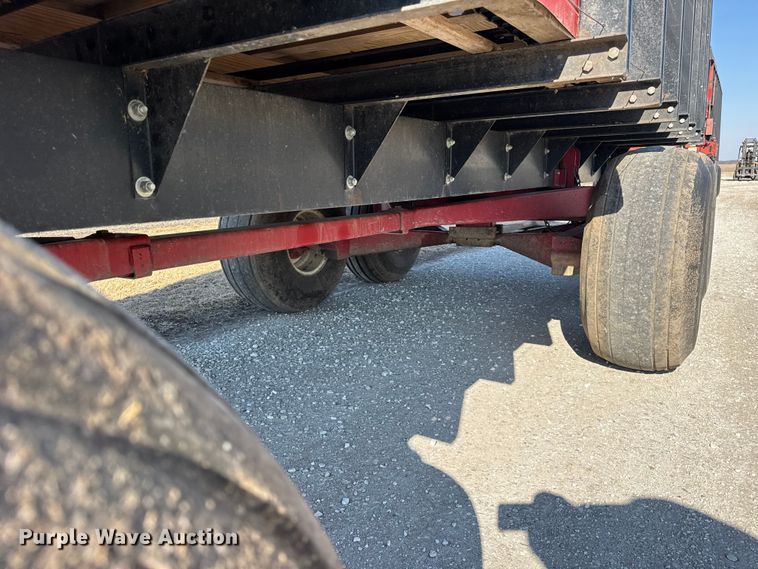 image for item EF2424 Meyer 4518 silage wagon