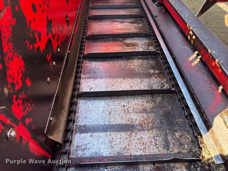 image for item EF2424 Meyer 4518 silage wagon