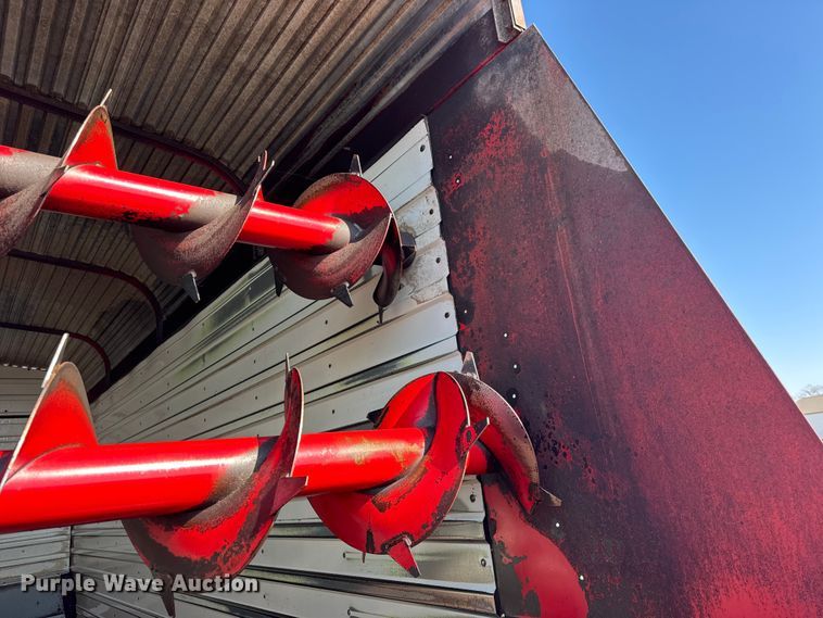 image for item EF2424 Meyer 4518 silage wagon