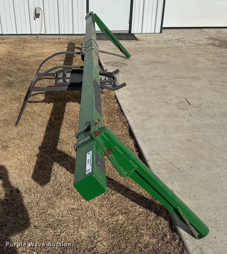 image for item EP2891 John Deere combine dual wheel mud scraper