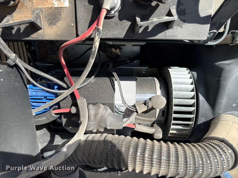 image for item EP2892 Advance SW900 floor scrubber