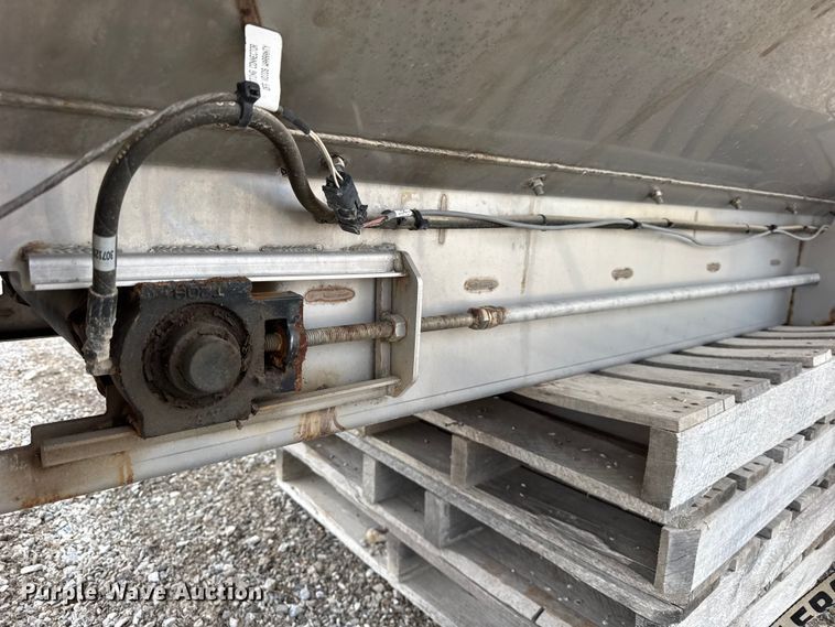 image for item ER0430 New Leader L4000G applicator bed