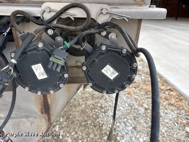 image for item ER0430 New Leader L4000G applicator bed