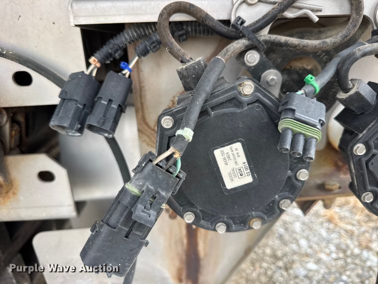 image for item ER0430 New Leader L4000G applicator bed