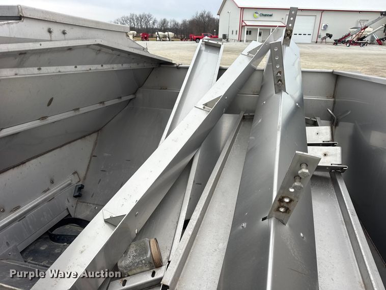 image for item ER0430 New Leader L4000G applicator bed