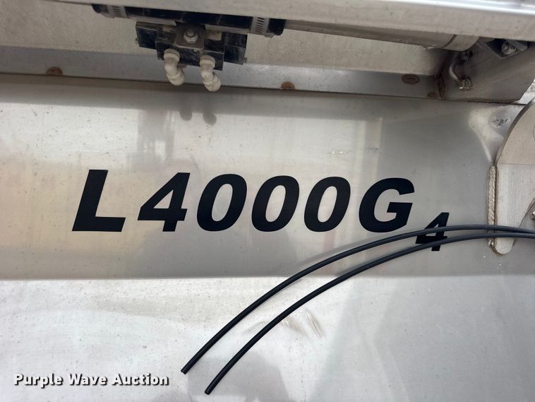 image for item ER0430 New Leader L4000G applicator bed