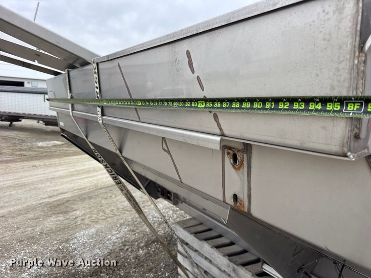 image for item ER0430 New Leader L4000G applicator bed