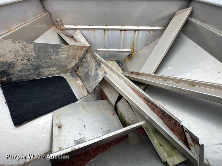 image for item ER0431 New Leader Multapplier -7 applicator bed