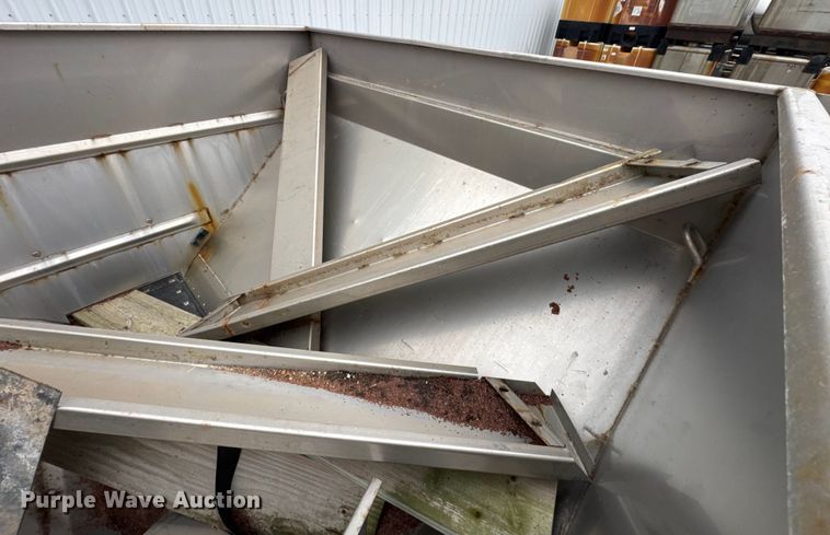 image for item ER0431 New Leader Multapplier -7 applicator bed