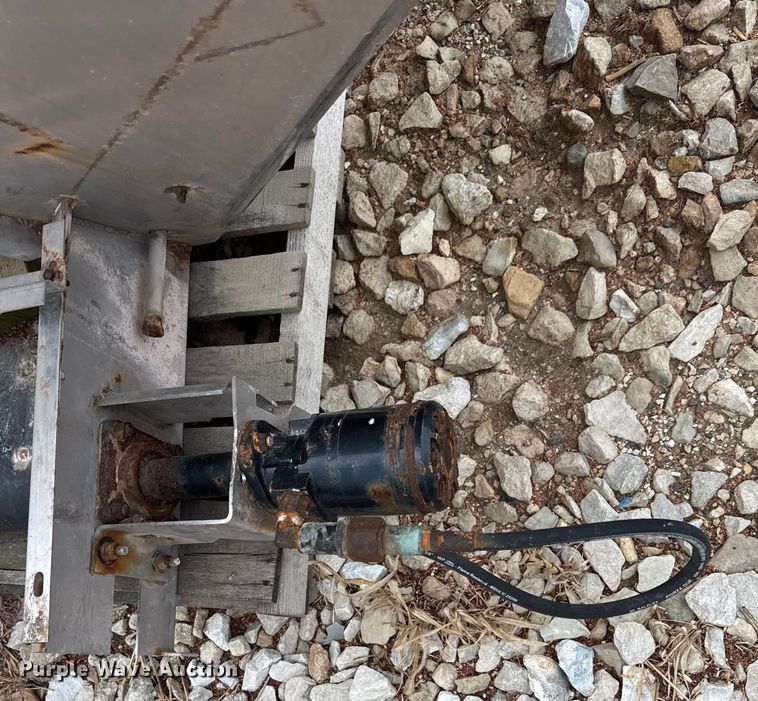 image for item ER0431 New Leader Multapplier -7 applicator bed