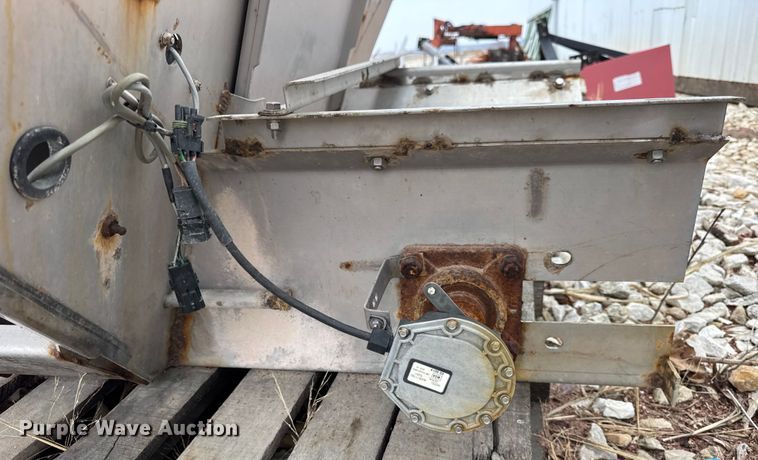 image for item ER0431 New Leader Multapplier -7 applicator bed