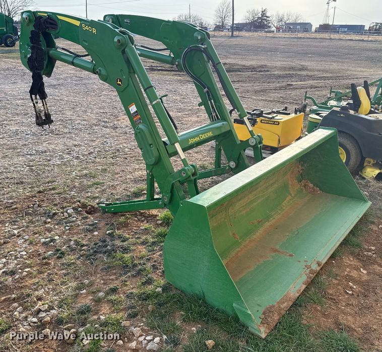 image for item ES5823 2020 John Deere 540R loader