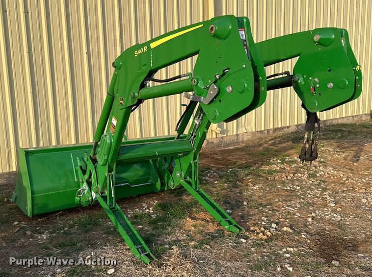 image for item ES5823 2020 John Deere 540R loader