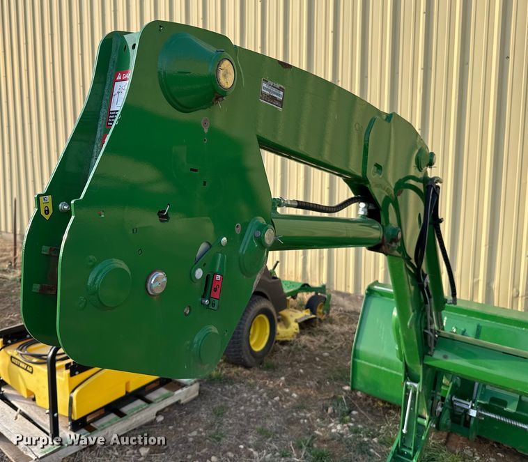 image for item ES5823 2020 John Deere 540R loader